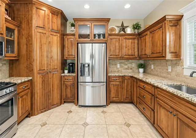 Photo 4 of Single family home for sale at 8301 SW State Route V Hwy, St Joseph, MO 64504 | MLS# 2642726 | Listing updated on 2026-09-24