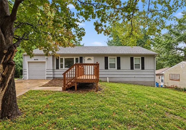 Photo 1 of Single family home for sale at 8605 Spring Valley Rd, Raytown, MO 64138 | MLS# 2642733 | Listing updated on 2026-10-06