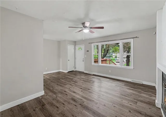 Photo 3 of Single family home for sale at 8605 Spring Valley Rd, Raytown, MO 64138 | MLS# 2642733 | Listing updated on 2026-10-06