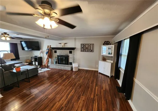 Photo 2 of Single family home for sale at 705 S Woodland St, Pittsburg, KS 66762 | MLS# 2642734 | Listing updated on 2026-10-10