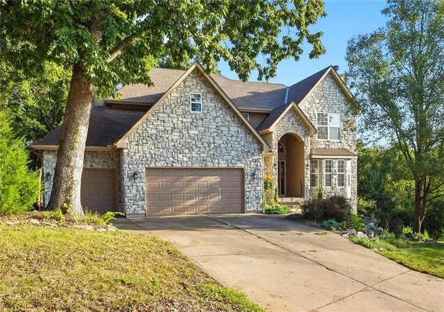 Photo 1 of Single family home for sale at 22808 E 28th Street Ct, Blue Springs, MO 64015 | MLS# 2642739 | Listing updated on 2026-10-03