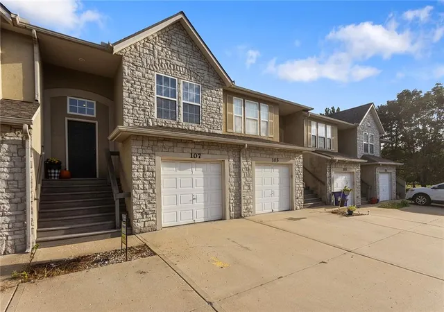 Photo 2 of Townhouse for sale at 1181 N Martway Dr #107, Olathe, KS 66061 | MLS# 2642752 | Listing updated on 2026-09-18