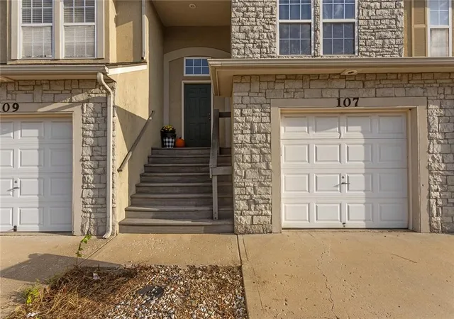 Photo 3 of Townhouse for sale at 1181 N Martway Dr #107, Olathe, KS 66061 | MLS# 2642752 | Listing updated on 2026-09-18