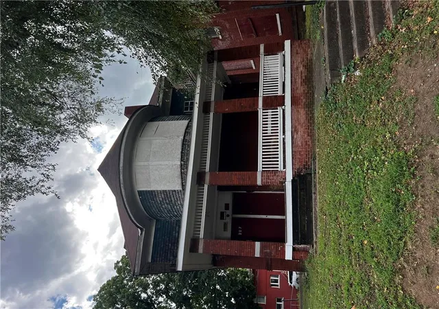 Photo 3 of Multi family home for sale at 203 S 15th Street, St Joseph, MO 64051 | MLS# 2642756 | Listing updated on 2026-09-23