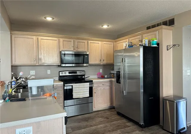 Photo 4 of Townhouse for sale at 4524 83 Road Ter, Kansas City, MO 64119 | MLS# 2642760 | Listing updated on 2026-09-19