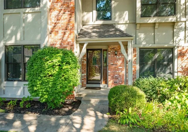 Photo 2 of Single family home for sale at 12917 Sherwood St, Leawood, KS 66209 | MLS# 2642768 | Listing updated on 2026-10-10