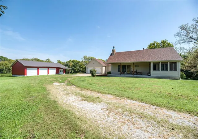 Photo 3 of Single family home for sale at 25205 E Blue Mills Rd, Independence, MO 64058 | MLS# 2642783 | Listing updated on 2026-09-19