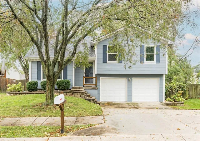 Single family home for sale at 8911 NE 74th Street, Kansas City, MO 64158 | MLS# 2642791