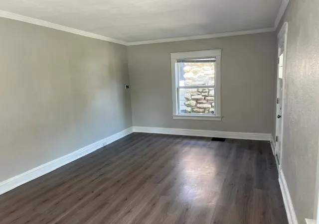 Photo 3 of Single family home for sale at 4306 Highland Ave, Kansas City, MO 64110 | MLS# 2642796 | Listing updated on 2026-10-14