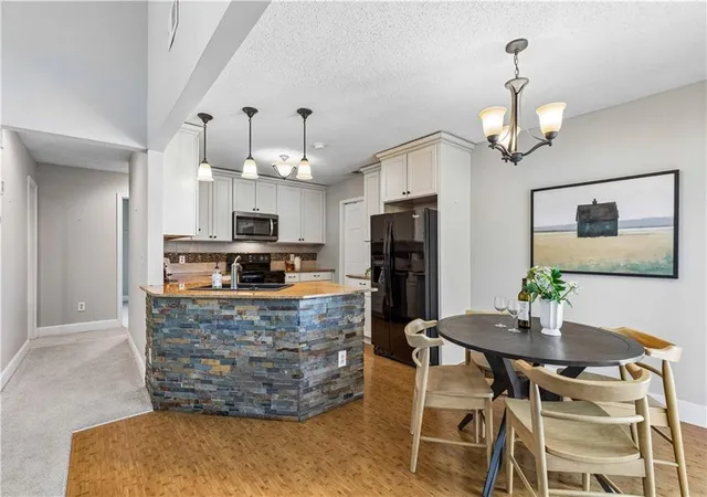Photo 4 of Townhouse for sale at 734 E 121st Terrace, Kansas City, MO 64146 | MLS# 2642800 | Listing updated on 2026-09-18