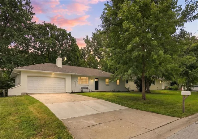 Photo 1 of Single family home for sale at 5913 Noland Rd, Shawnee, KS 66216 | MLS# 2642802 | Listing updated on 2026-10-02