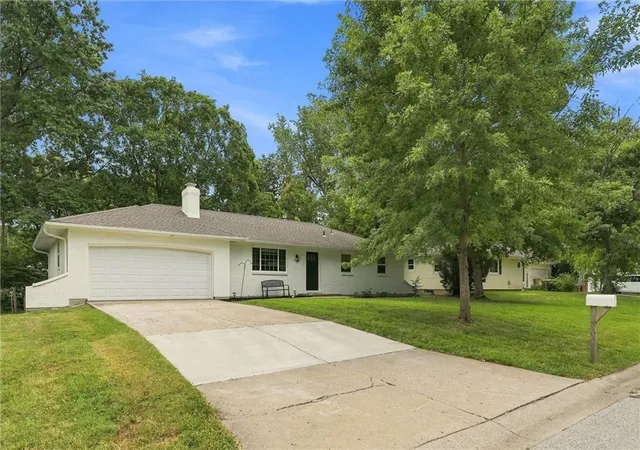 Photo 2 of Single family home for sale at 5913 Noland Rd, Shawnee, KS 66216 | MLS# 2642802 | Listing updated on 2026-10-02