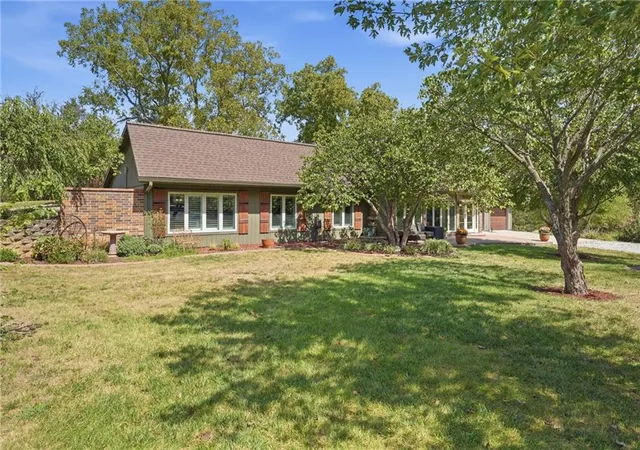 Photo 2 of Single family home for sale at 23805 S Scottsdale Dr, Peculiar, MO 64078 | MLS# 2642817 | Listing updated on 2026-09-19