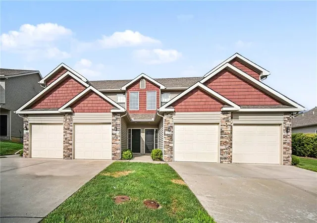 Photo 2 of Multi family home for sale at 2200 2206 Suncatcher Rd, Lee's Summit, MO 64082 | MLS# 2642820 | Listing updated on 2026-09-19