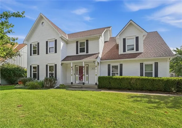 Single family home for sale at 8325 Twilight Ln, Lenexa, KS 66219 | MLS# 2642832