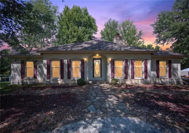 Photo 3 of Single family home for sale at 8004 E 233rd Street, Peculiar, MO 64078 | MLS# 2642842 | Listing updated on 2026-10-05