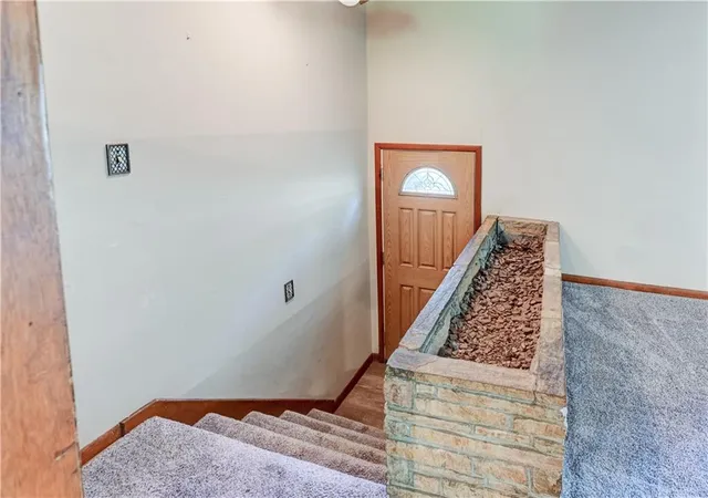 Photo 3 of Sale Pending at 3606 Nw 60th Terrace, Kansas City, MO 64151 | MLS# 2642849 | Listing updated on 2026-10-08