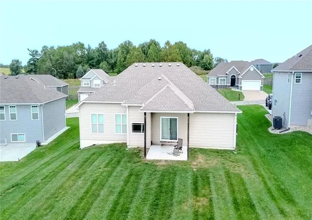 Photo 3 of Single family home for sale at 13944 Indian Ridge Rd, Saint Joseph, MO 64505 | MLS# 2642857 | Listing updated on 2026-09-26