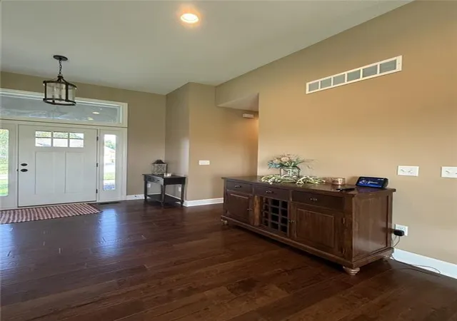 Photo 4 of Single family home for sale at 13944 Indian Ridge Rd, Saint Joseph, MO 64505 | MLS# 2642857 | Listing updated on 2026-09-26