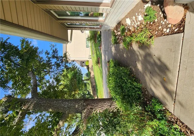 Photo 2 of Single family home for sale at 17604 W 67th Terrace, Shawnee, KS 66217 | MLS# 2642860 | Listing updated on 2026-10-16