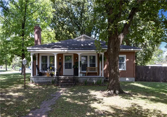 Single family home for sale at 208 W Euclid St, Pittsburg, KS 66762 | MLS# 2642869