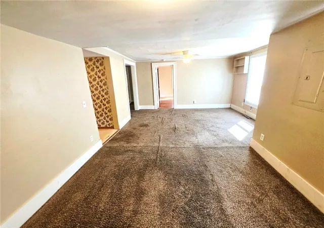 Photo 3 of Single family home for sale at 305 E Jackson St, Pittsburg, KS 66762 | MLS# 2642877 | Listing updated on 2026-09-21