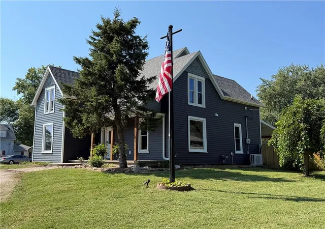Photo 1 of Single family home for sale at 606 East St, Lathrop, MO 64465 | MLS# 2642883 | Listing updated on 2026-09-30