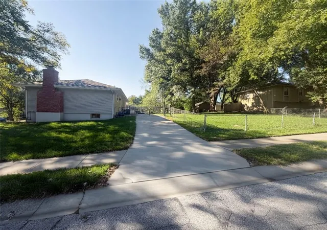 Single family home for sale at 2909 S 1st Street, Blue Springs, MO 64014 | MLS# 2642892 | Listing updated on 2026-10-08