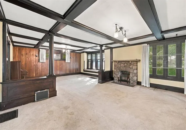Photo 4 of Single family home for sale at 1015 S 3rd Street, Leavenworth, KS 66048 | MLS# 2642900 | Listing updated on 2026-10-07