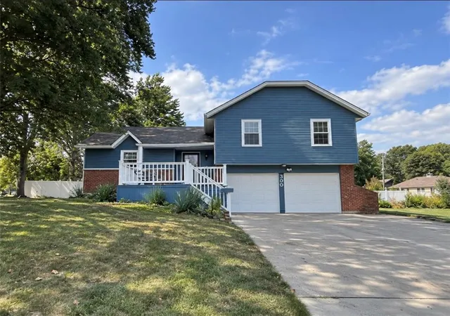 Photo 1 of Single family home for sale at 300 Hawthorne Ct, Belton, MO 64012 | MLS# 2642904 | Listing updated on 2026-09-19