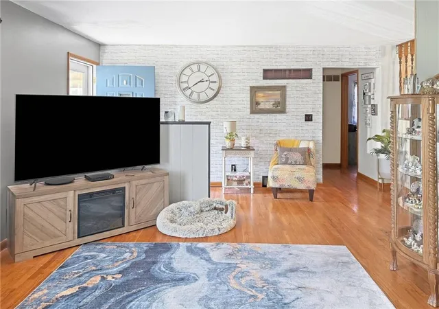 Photo 4 of Single family home for sale at 600 Herring St, Brunswick, MO 65236 | MLS# 2642906 | Listing updated on 2026-09-19