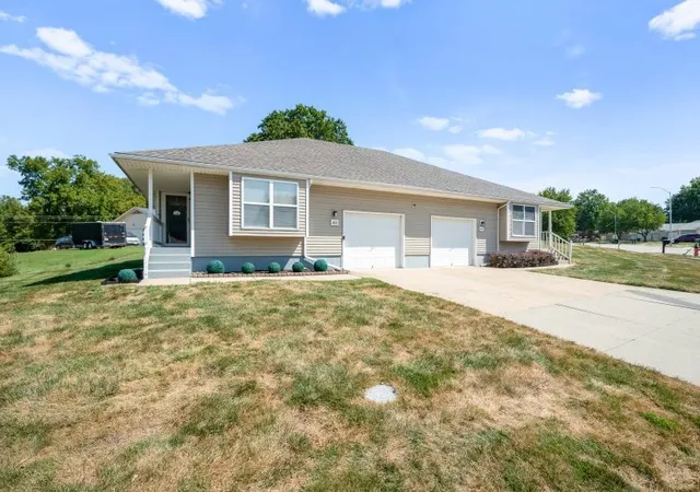 Photo 2 of Sale Pending at 11800 E 47th Terrace S, Kansas City, MO 64133 | MLS# 2642908 | Listing updated on 2026-09-23