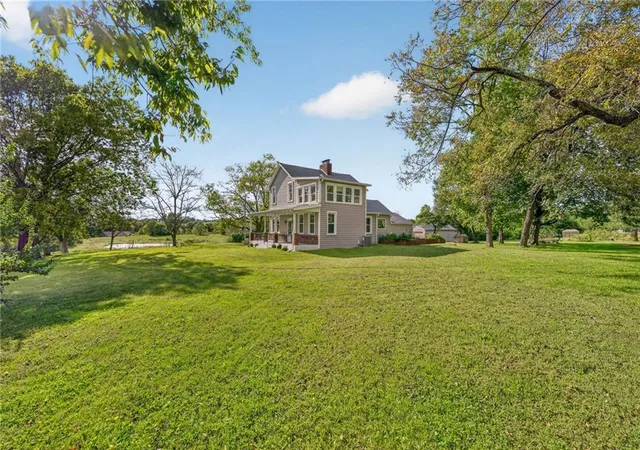 Photo 3 of Single family home for sale at 16526 New Lawrence Rd, Leavenworth, KS 66048 | MLS# 2642914 | Listing updated on 2026-10-01