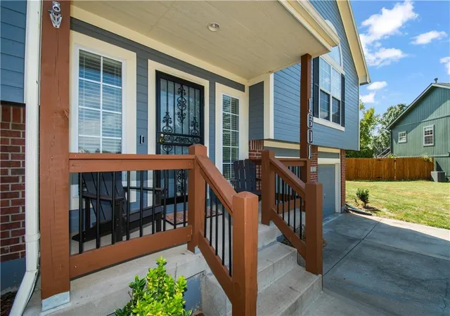 Photo 2 of Single family home for sale at 1601 Kimberly Ct, Greenwood, MO 64034 | MLS# 2642932 | Listing updated on 2026-09-19