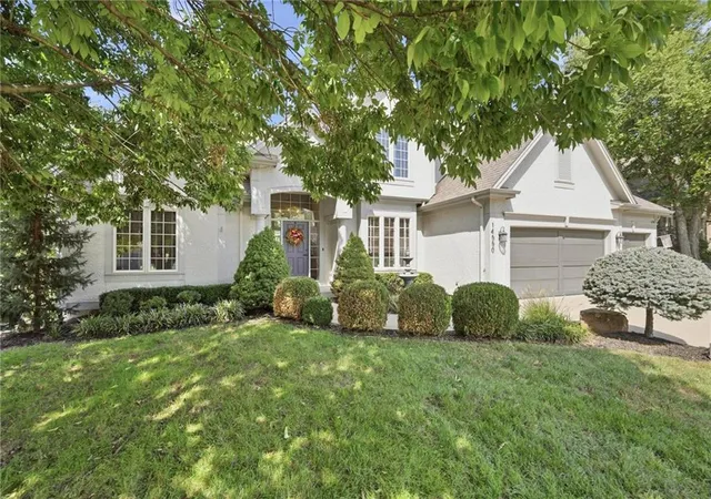 Photo 2 of Single family home for sale at 14550 Nw 66th Street, Kansas City, MO 64152 | MLS# 2642933 | Listing updated on 2026-09-19