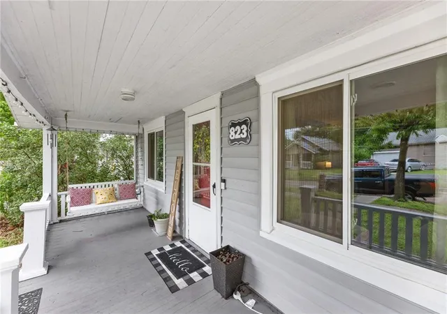 Photo 4 of Single family home for sale at 823 S Hickory St, Ottawa, KS 66067 | MLS# 2642936 | Listing updated on 2026-09-21