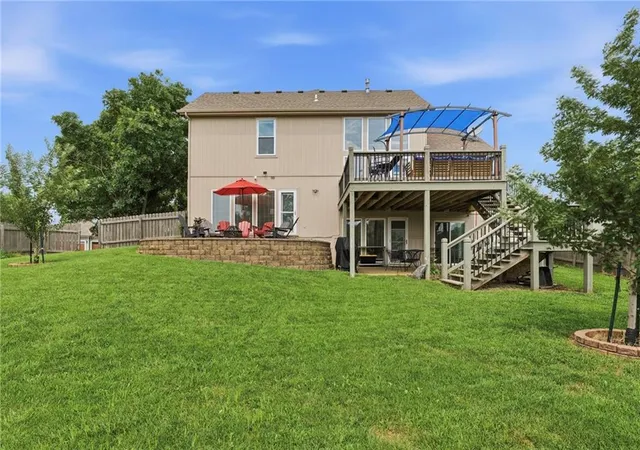 Photo 2 of Single family home for sale at 519 Holt Dr, Liberty, MO 64068 | MLS# 2642946 | Listing updated on 2026-10-09