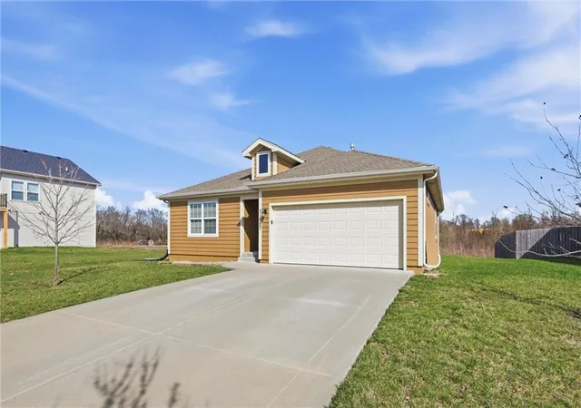 Photo 3 of Single family home for sale at 31687 W 172nd Street, Gardner, KS 66030 | MLS# 2642951 | Listing updated on 2026-09-25