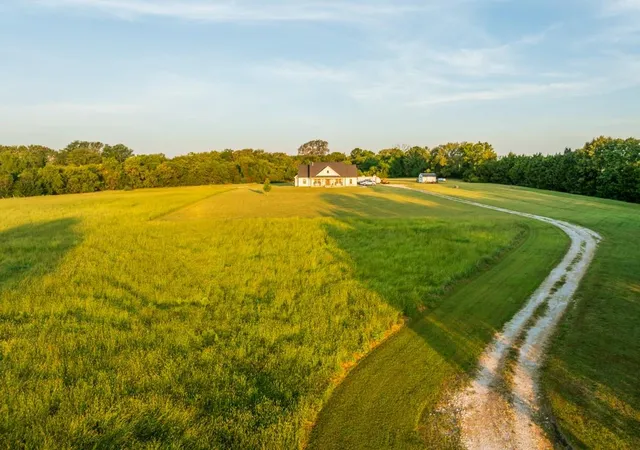 Photo 3 of Single family home for sale at 22010 S Excelsior Rd, Harrisonville, MO 64701 | MLS# 2642958 | Listing updated on 2026-09-19