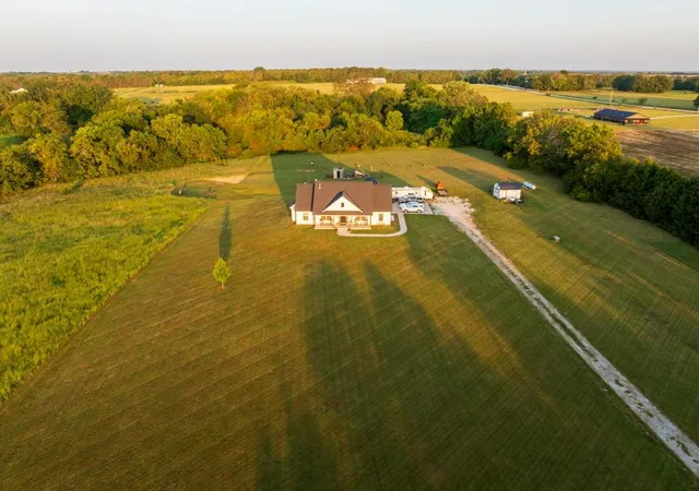Photo 3 of Single family home for sale at 22010 S Excelsior Rd, Harrisonville, MO 64701 | MLS# 2642958 | Listing updated on 2026-09-19