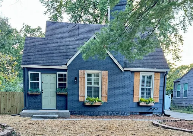 Photo 2 of Single family home for sale at 5406 Ash St, Roeland Park, KS 66205 | MLS# 2642959 | Listing updated on 2026-10-04