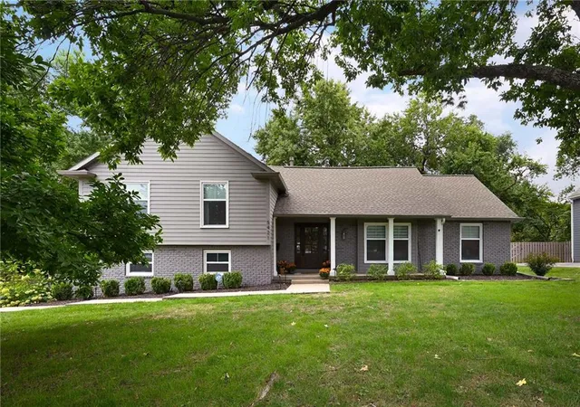 Photo 1 of Single family home for sale at 5421 W 96th Terrace, Overland Park, KS 66207 | MLS# 2642975 | Listing updated on 2026-10-01