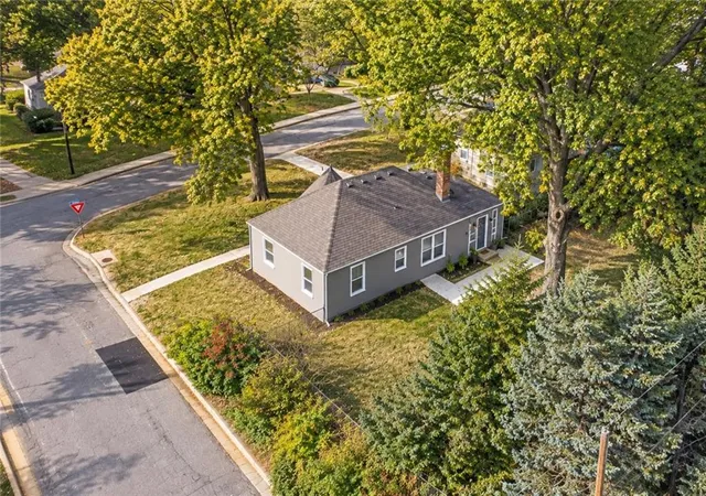 Photo 2 of Single family home for sale at 5117 Rosewood Dr, Roeland Park, KS 66205 | MLS# 2642979 | Listing updated on 2026-10-08
