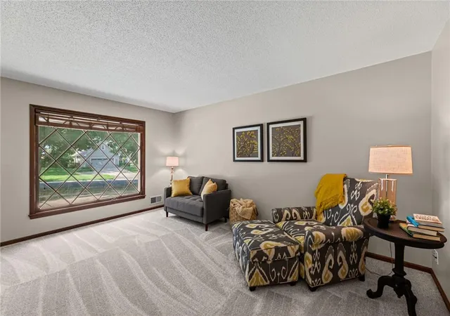 Photo 4 of Single family home for sale at 8905 Lamar Ave, Overland Park, KS 66207 | MLS# 2642984 | Listing updated on 2026-09-30
