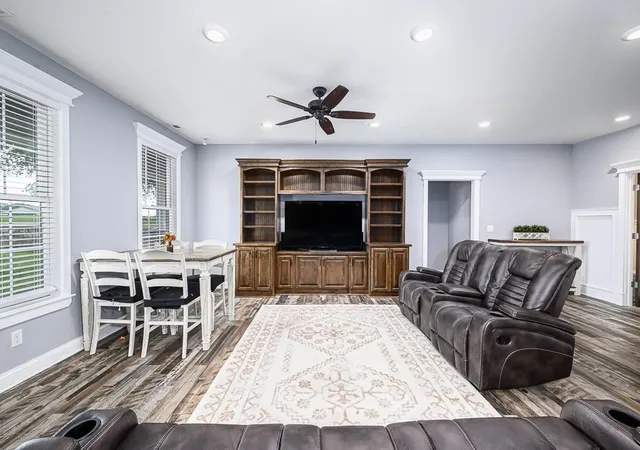 Photo 3 of Single family home for sale at 19602 Dempsey Rd, Leavenworth, KS 66048 | MLS# 2642989 | Listing updated on 2026-10-06