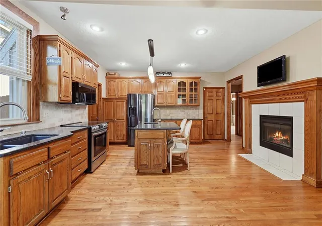 Photo 4 of Single family home for sale at 1732 NE 80th Place, Kansas City, MO 64118 | MLS# 2642993 | Listing updated on 2026-09-25