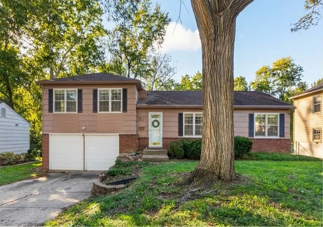 Photo 1 of Single family home for sale at Horton St, Overland Park, KS 66207 | MLS# 2642996 | Listing updated on 2026-10-09