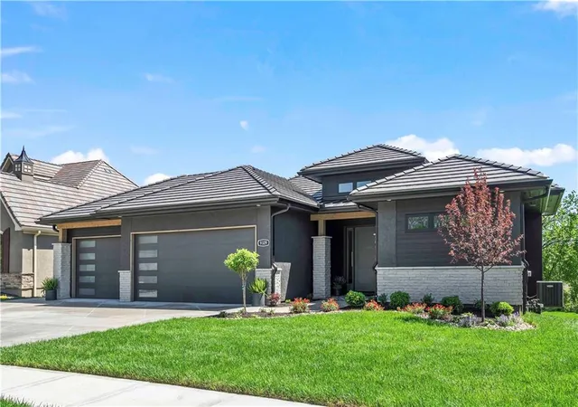 Single family home for sale at 2809 W 175th Place, Stilwell, KS 66085 | MLS# 2642998 | Listing updated on 2026-09-19