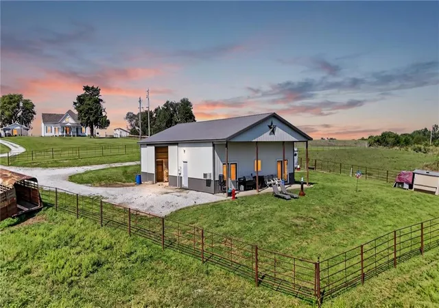 Photo 2 of Single family home for sale at 4845 Sw Springtown Rd, Plattsburg, MO 64477 | MLS# 2643006 | Listing updated on 2026-09-19