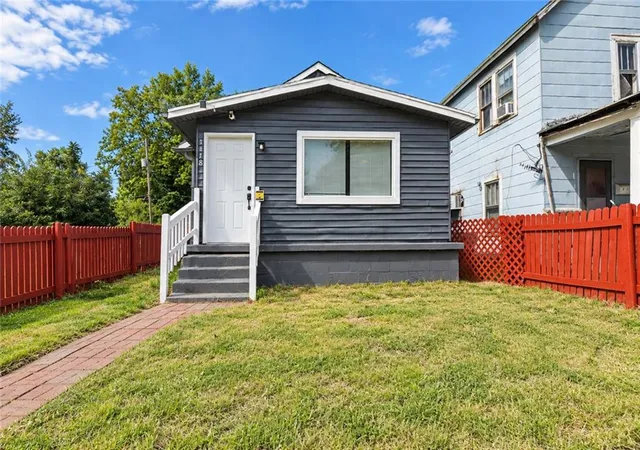 Single family home for sale at 1118 S 36th Street, Kansas City, KS 66106 | MLS# 2643013